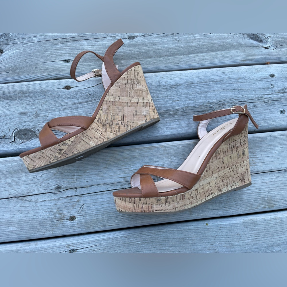 Lulus wedges - Picture 3 of 5